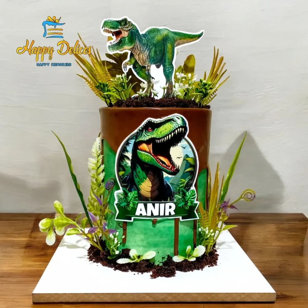 Dinosaur birthday cake with jungle theme and T-Rex design for boys